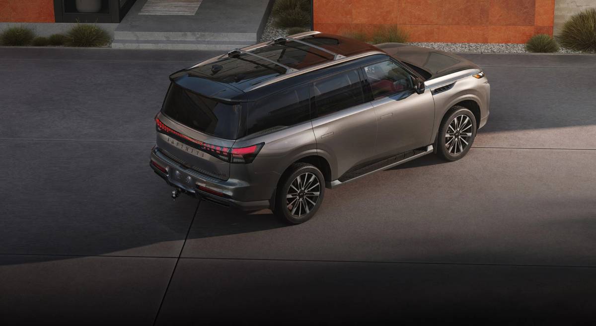 2026 QX80 overhead view