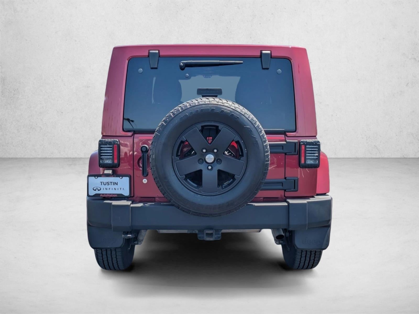 2012 Jeep Wrangler Unlimited 4WD 4dr Sahara