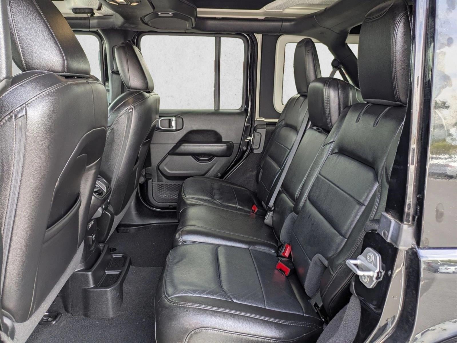 2021 Jeep Wrangler Unlimited Sahara Altitude 4x4
