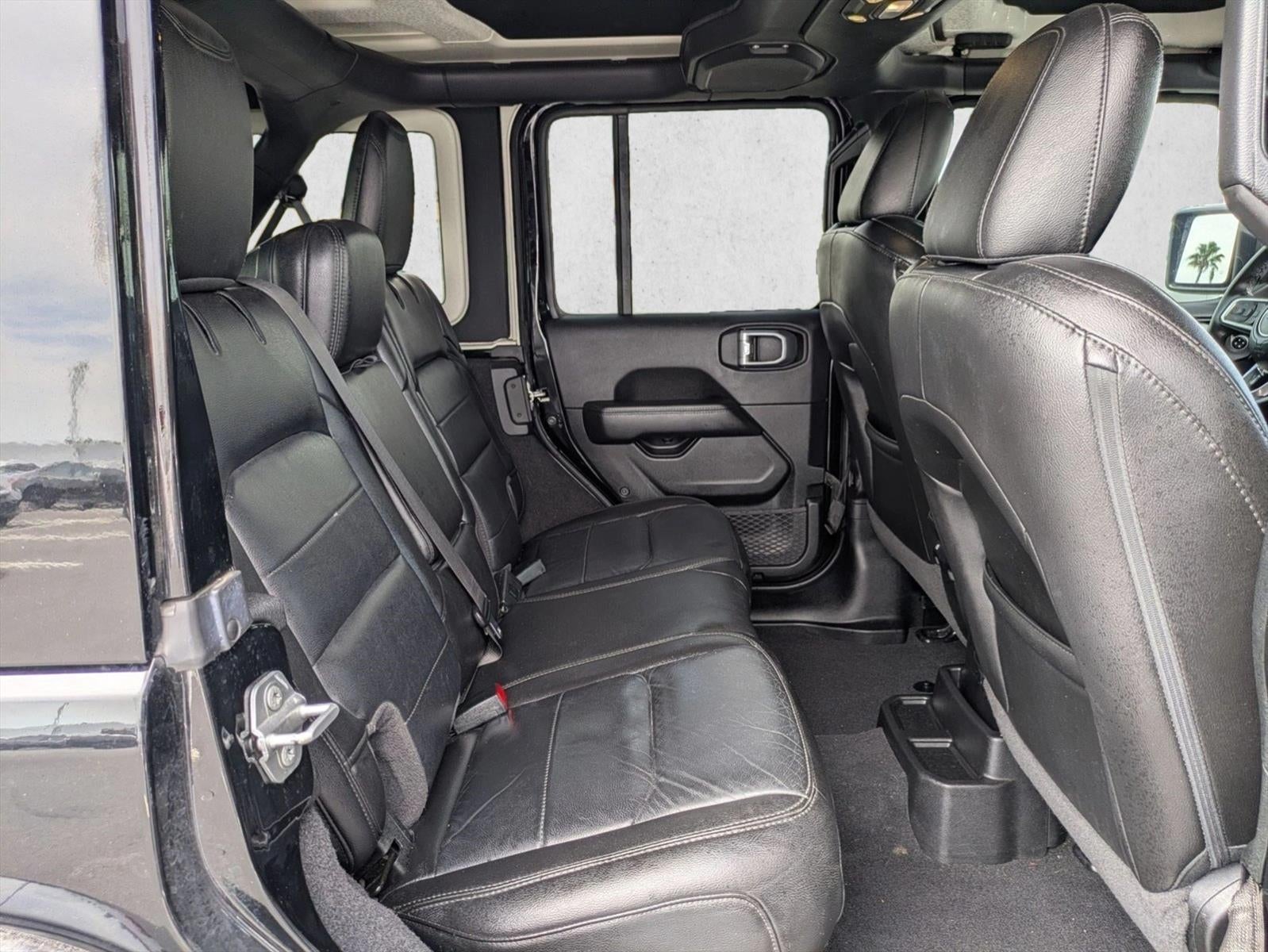 2021 Jeep Wrangler Unlimited Sahara Altitude 4x4