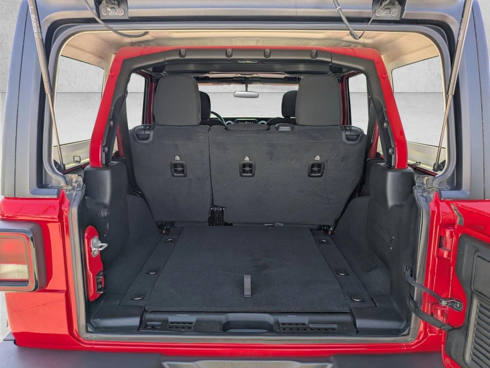 2020 Jeep Wrangler Unlimited Sahara 4x4