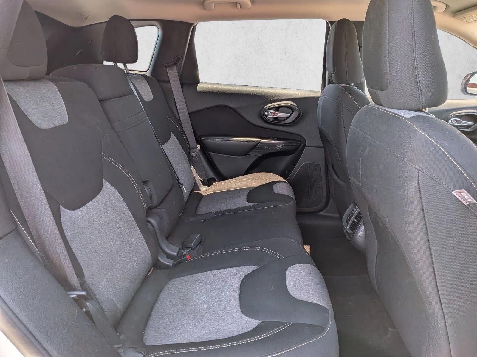 2016 Jeep Cherokee 4WD 4dr Sport