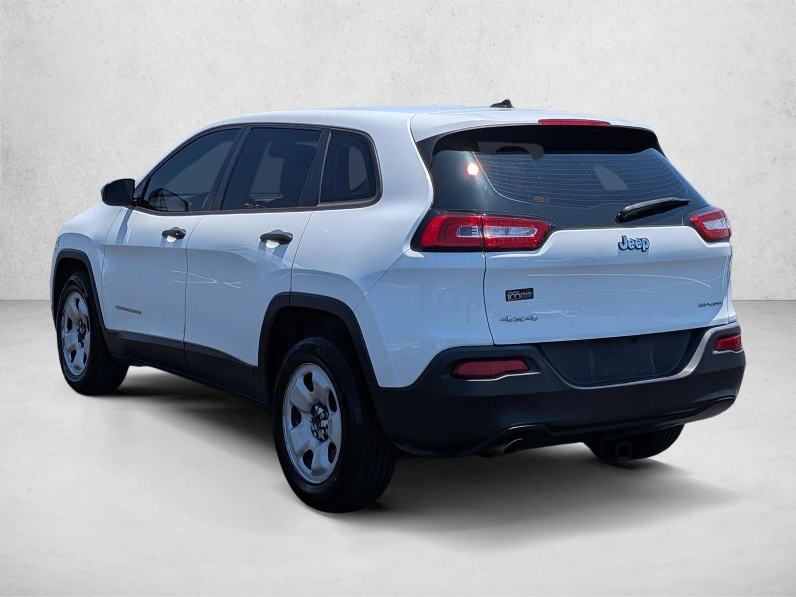 2016 Jeep Cherokee 4WD 4dr Sport