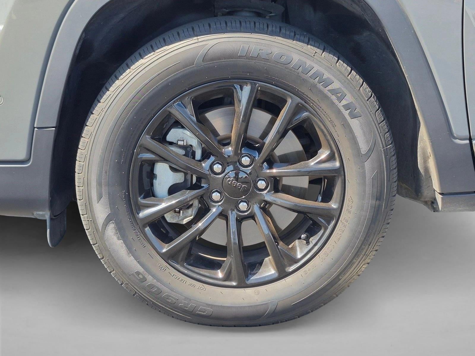 2023 Jeep Cherokee Altitude Lux 4x4