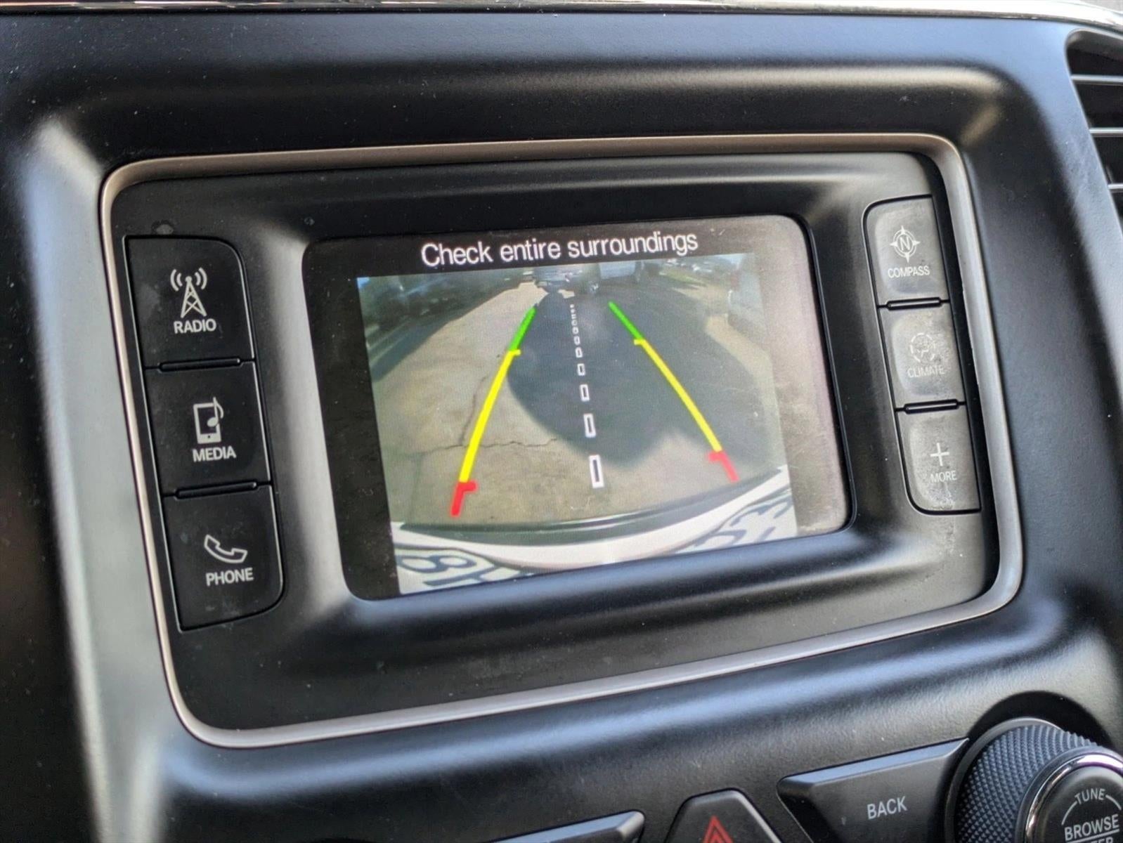 2017 Jeep Grand Cherokee Laredo 4x2