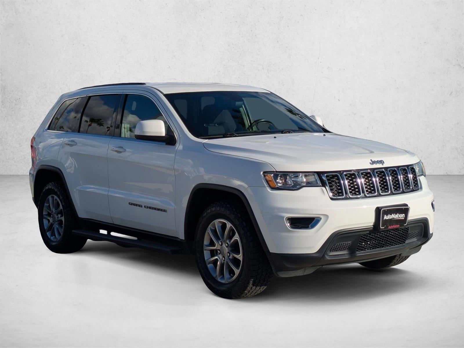 2017 Jeep Grand Cherokee Laredo 4x2