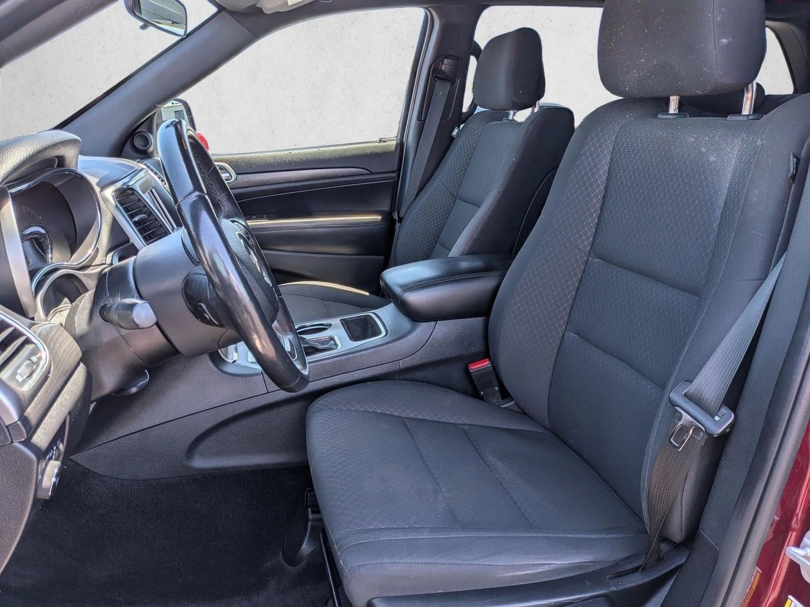 2018 Jeep Grand Cherokee Laredo 4x2 *Ltd Avail*
