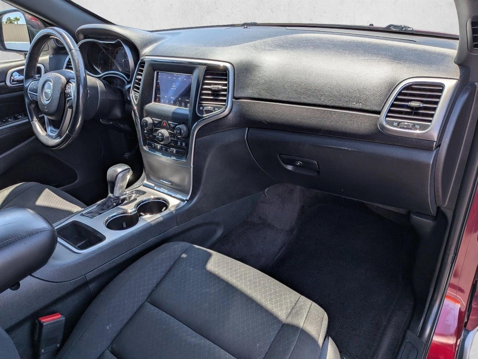 2018 Jeep Grand Cherokee Laredo 4x2 *Ltd Avail*