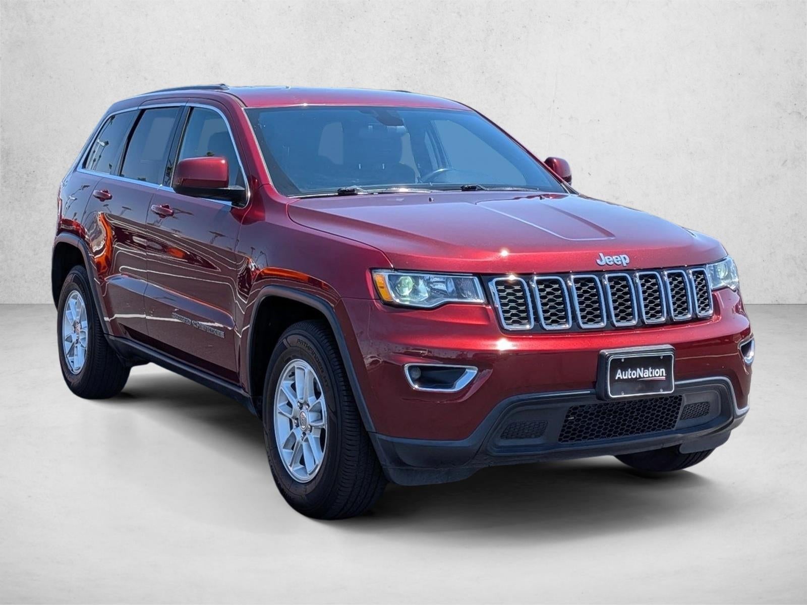 2018 Jeep Grand Cherokee Laredo 4x2 *Ltd Avail*