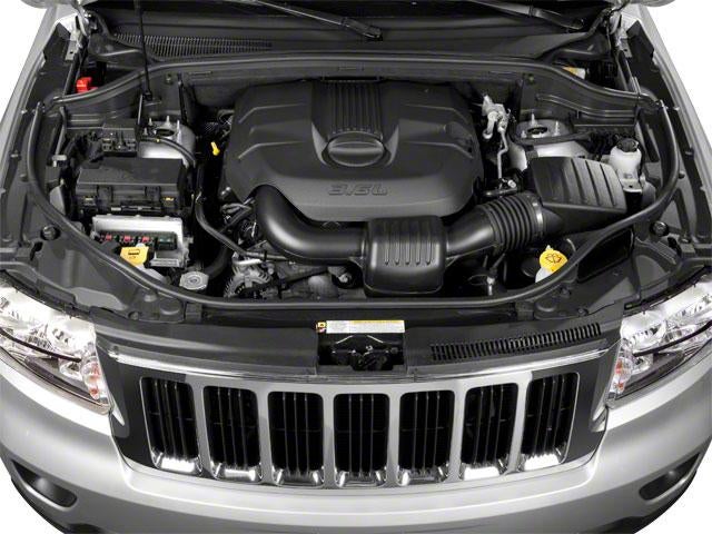 2013 Jeep Grand Cherokee 4WD 4dr Overland
