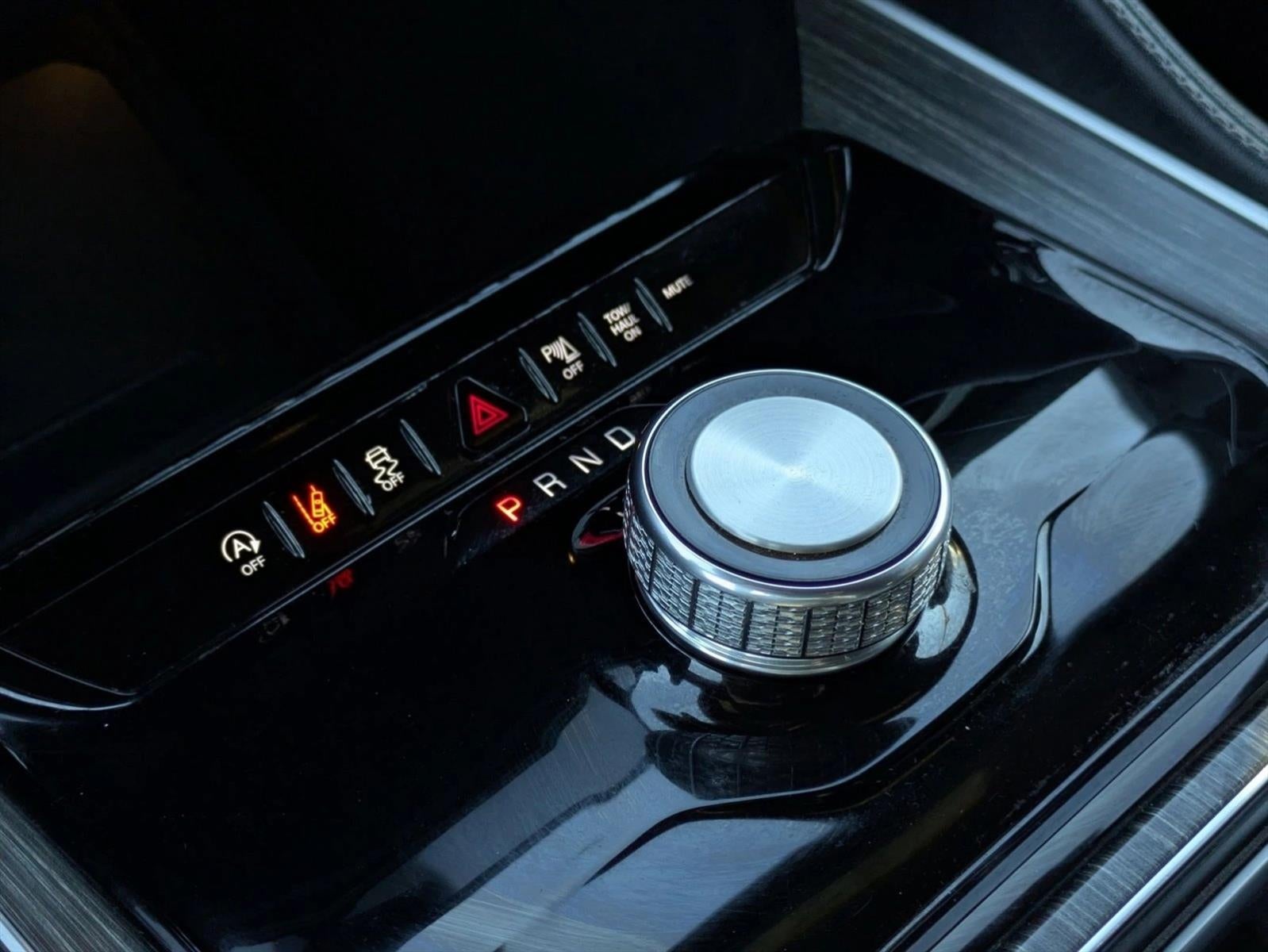 2024 Jeep Wagoneer Series II 4x2