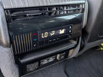 2024 Jeep Wagoneer Series II 4x2