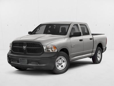 2018 RAM 1500 Express 4x2 Crew Cab 5'7" Box