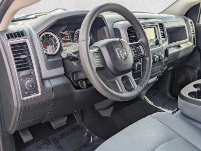 2018 RAM 1500 Express 4x2 Crew Cab 5'7" Box
