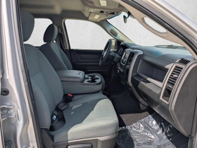 2018 RAM 1500 Express 4x2 Crew Cab 5'7" Box