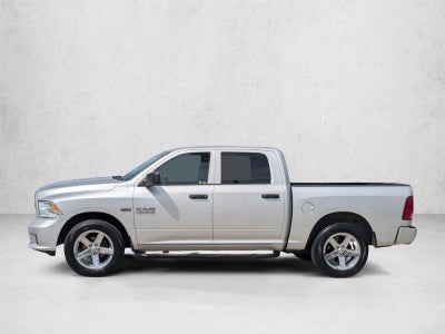 2018 RAM 1500 Express 4x2 Crew Cab 5'7" Box