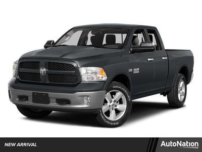 2014 RAM 1500 2WD Crew Cab 5.7 Ft Box Big Horn