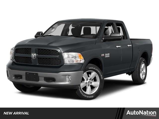 2014 RAM 1500 2WD Crew Cab 5.7 Ft Box Big Horn