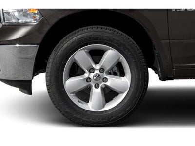 2014 RAM 1500 2WD Crew Cab 5.7 Ft Box Big Horn