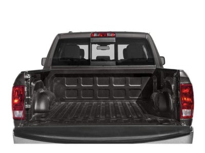 2014 RAM 1500 2WD Crew Cab 5.7 Ft Box Big Horn
