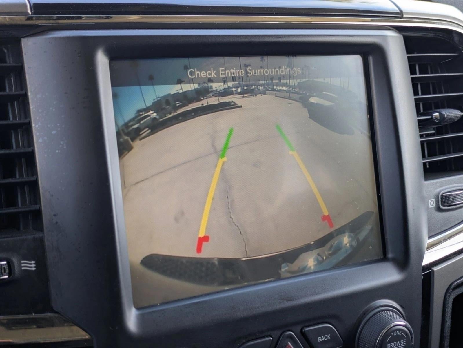 2014 RAM 1500 2WD Crew Cab 6.4 Ft Box Sport