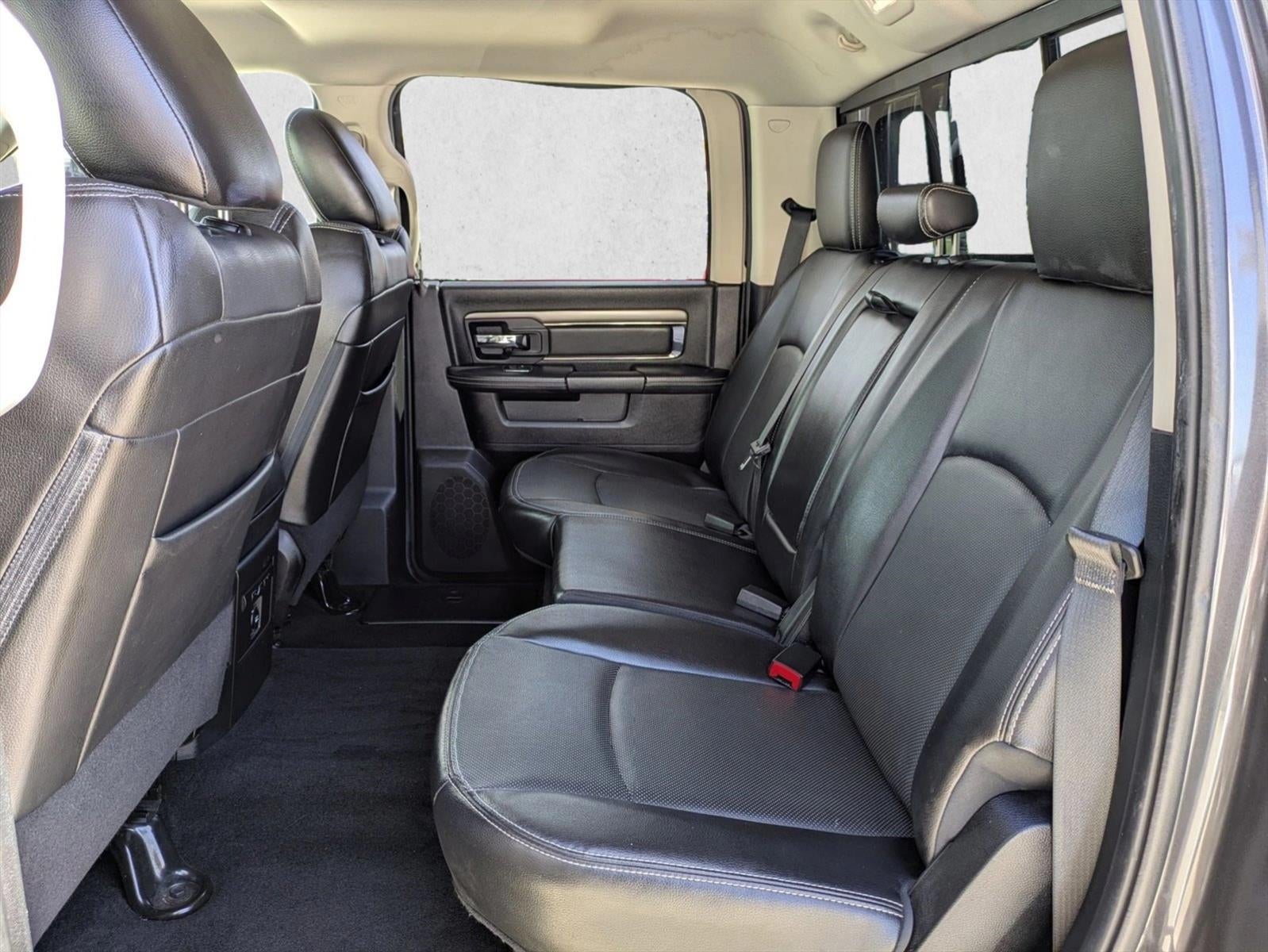 2014 RAM 1500 2WD Crew Cab 6.4 Ft Box Sport