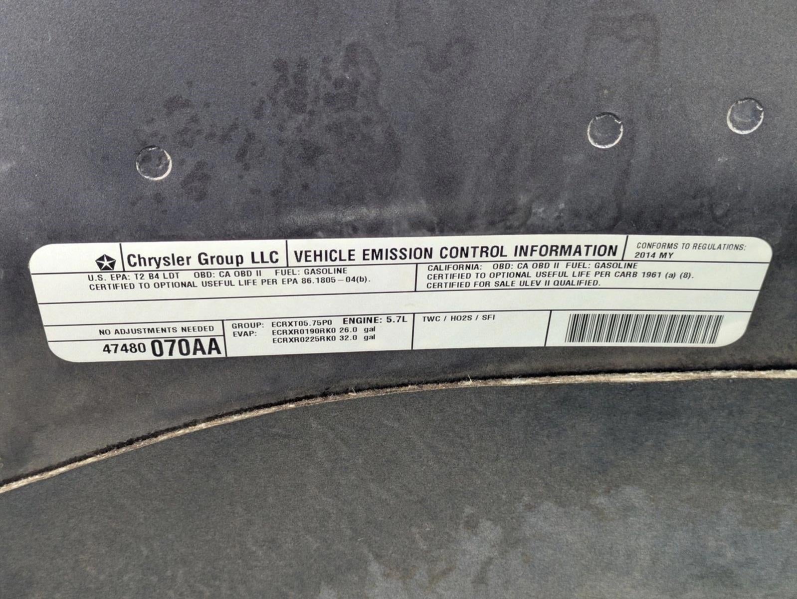 2014 RAM 1500 2WD Crew Cab 6.4 Ft Box Sport