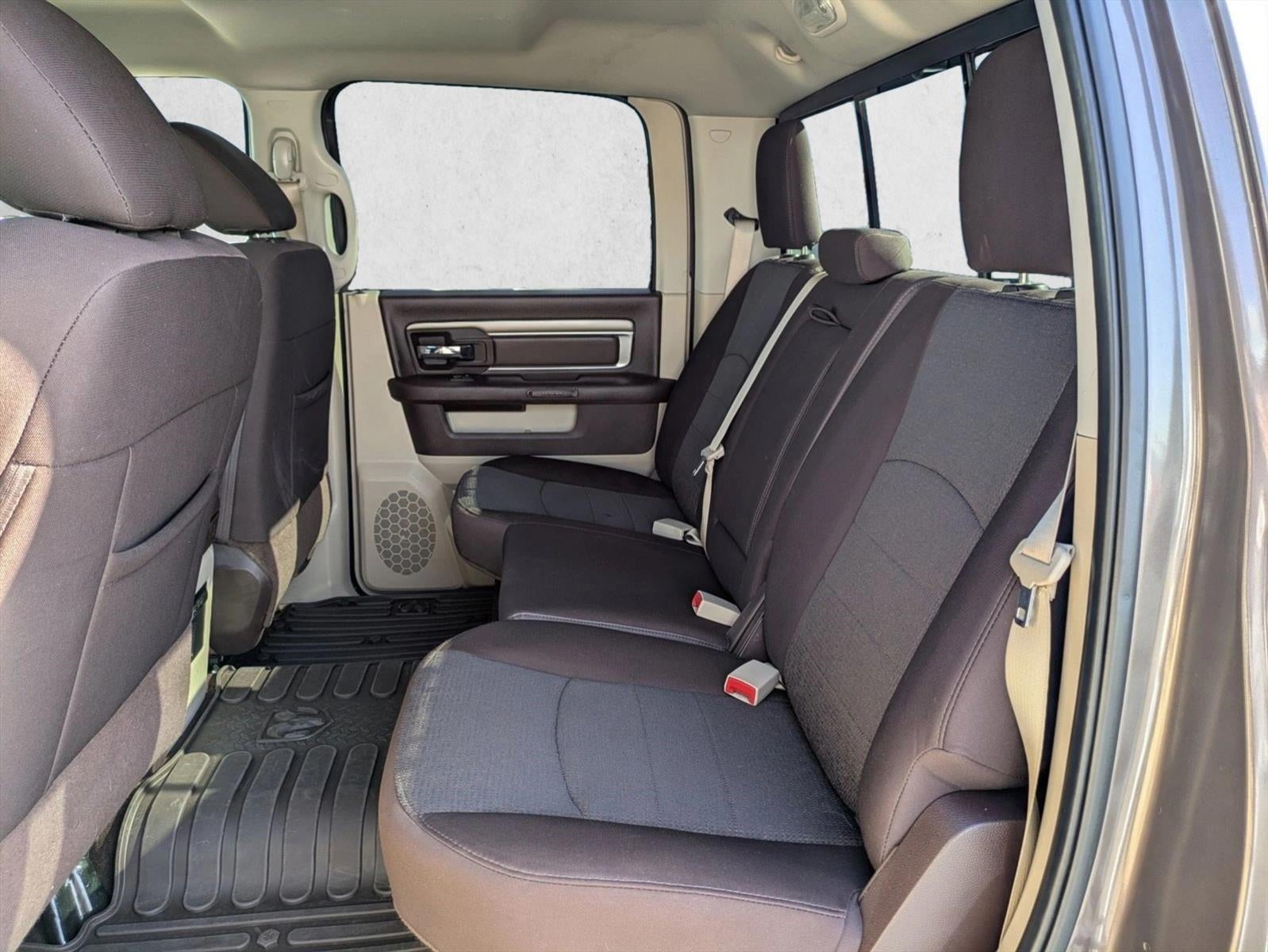 2018 RAM 1500 Big Horn 4x4 Crew Cab 5'7" Box