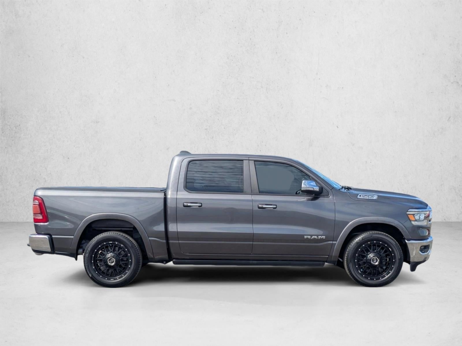 2019 RAM 1500 Laramie 4x2 Crew Cab 5'7" Box