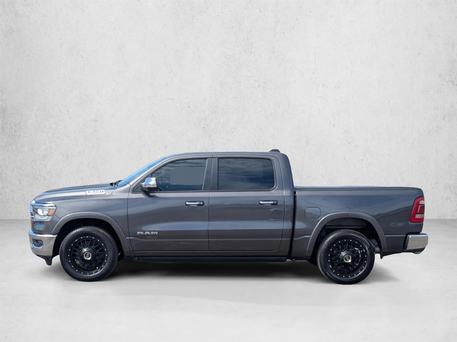 2019 RAM 1500 Laramie 4x2 Crew Cab 5'7" Box