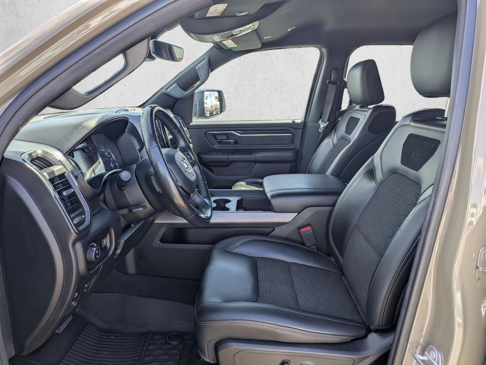 2020 RAM 1500 Big Horn 4x4 Crew Cab 5'7" Box
