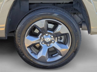 2020 RAM 1500 Big Horn 4x4 Crew Cab 5'7" Box