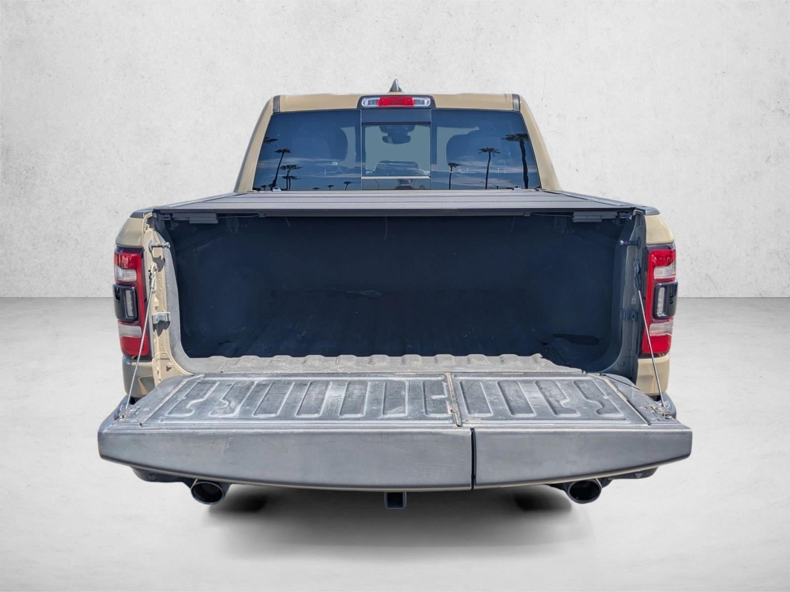 2020 RAM 1500 Big Horn 4x4 Crew Cab 5'7" Box