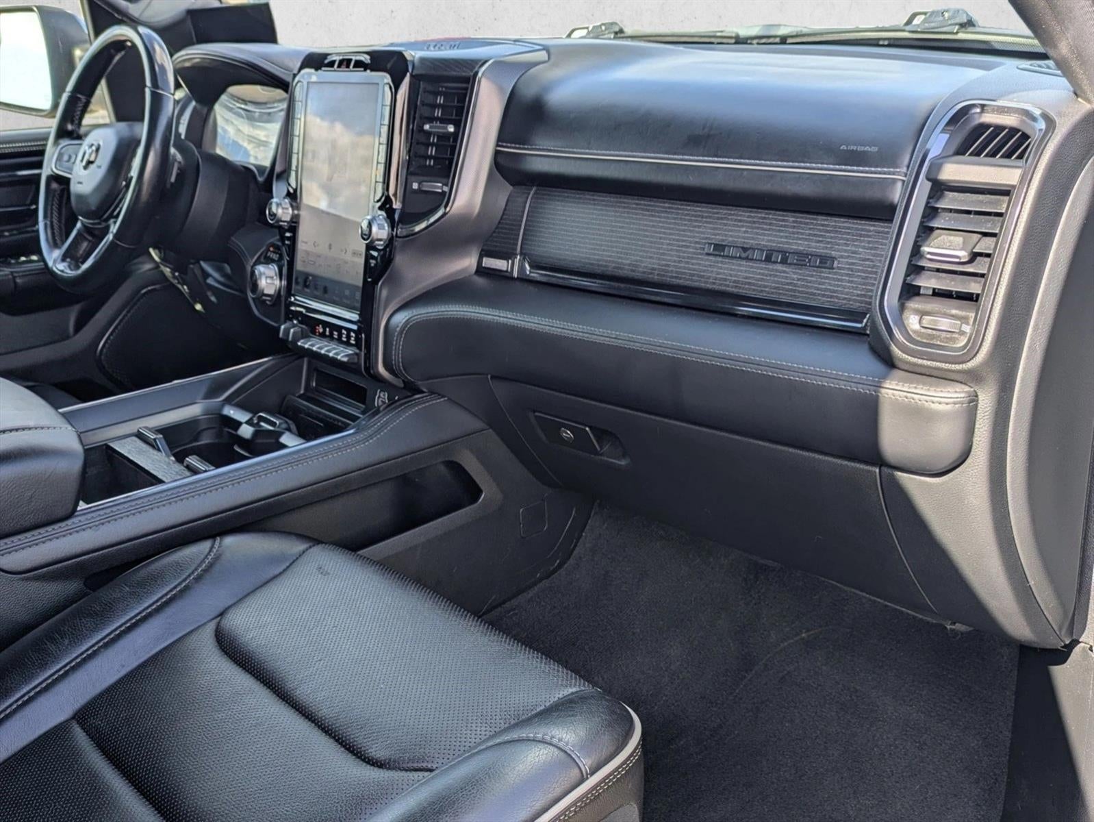 2022 RAM 1500 Limited 4x4 Crew Cab 5'7" Box