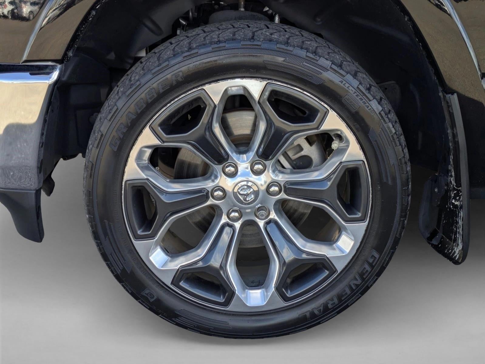 2022 RAM 1500 Limited 4x4 Crew Cab 5'7" Box