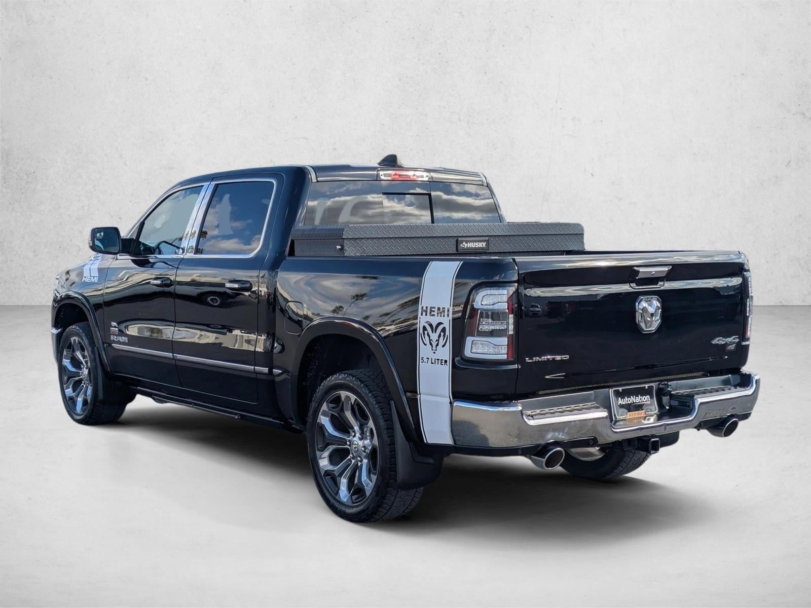 2022 RAM 1500 Limited 4x4 Crew Cab 5'7" Box