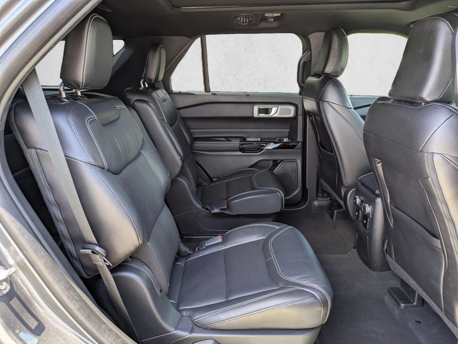 2022 Ford Explorer ST 4WD