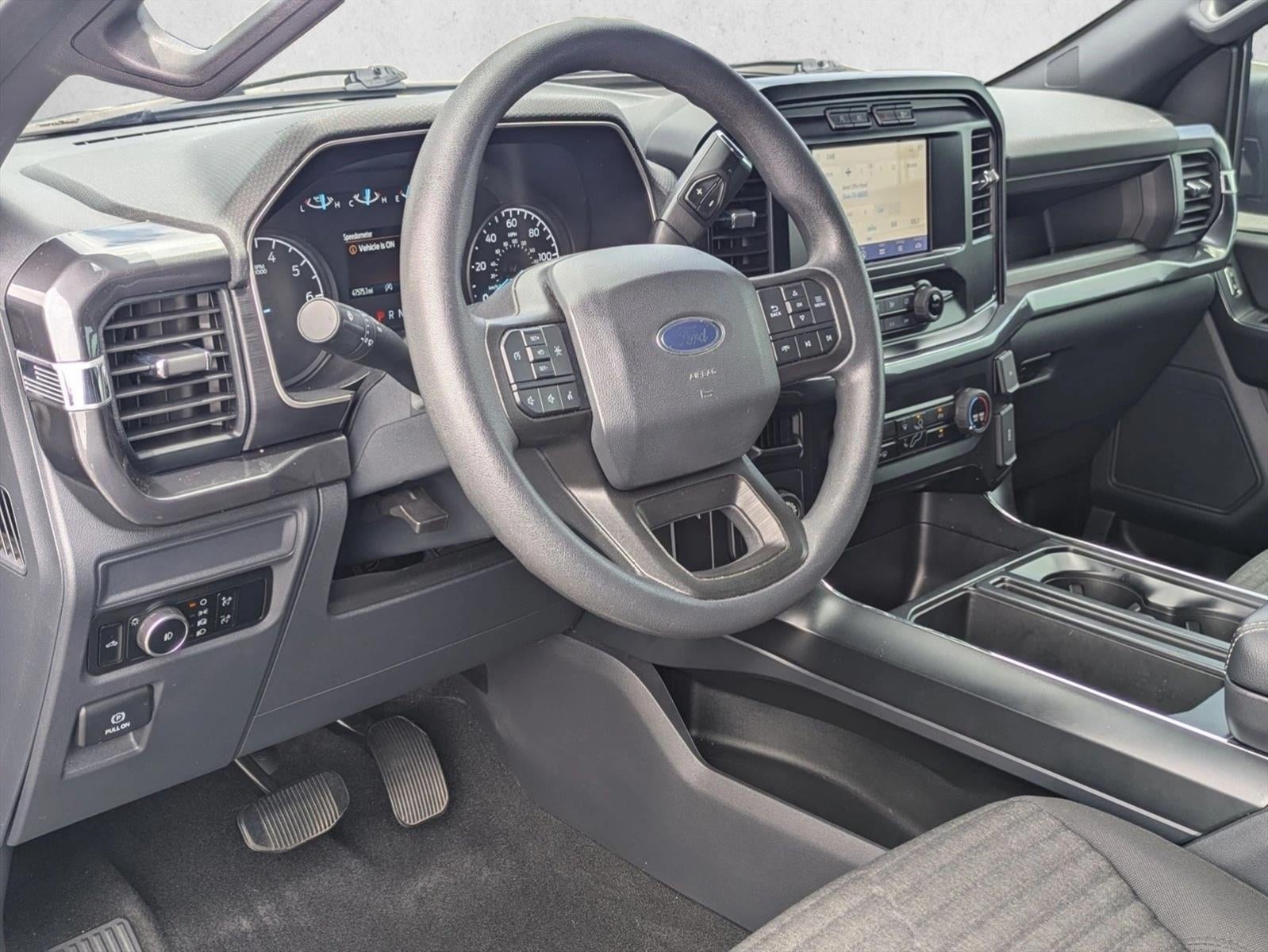 2023 Ford F-150 XL 2WD SuperCrew 5.5' Box