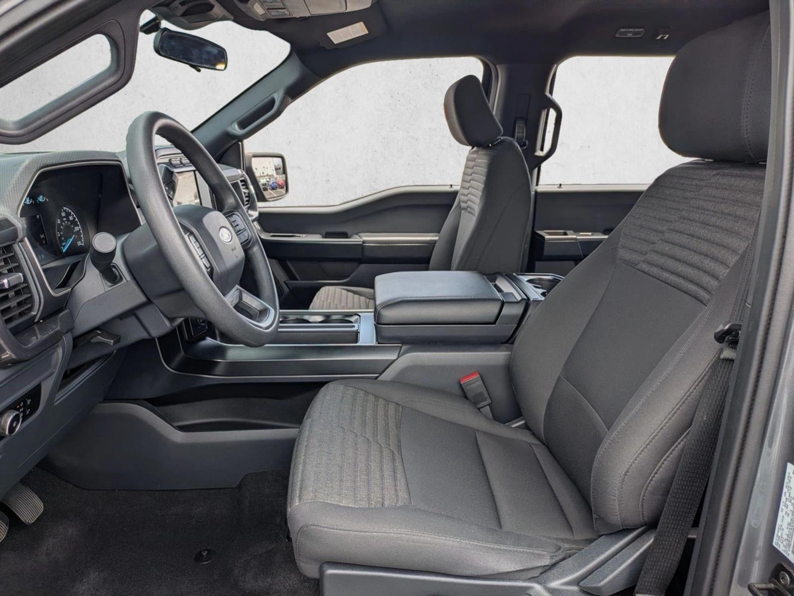 2023 Ford F-150 XL 2WD SuperCrew 5.5' Box