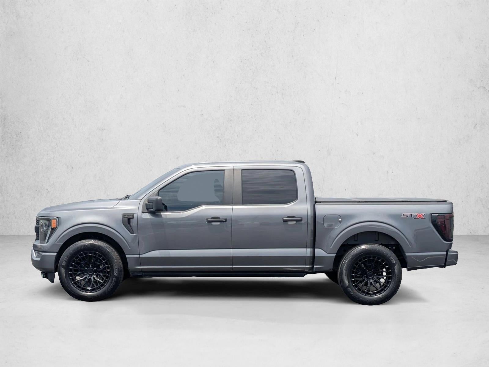 2023 Ford F-150 XL 2WD SuperCrew 5.5' Box