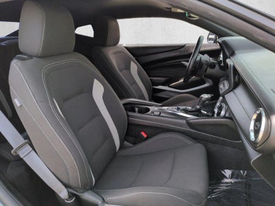 2021 Chevrolet Camaro 2dr Coupe 1LT