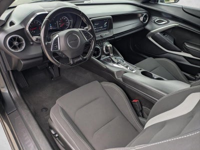 2017 Chevrolet Camaro 2dr Coupe 1LT