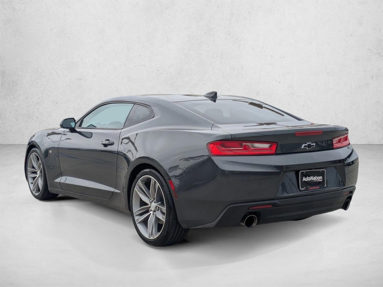 2017 Chevrolet Camaro 2dr Coupe 1LT
