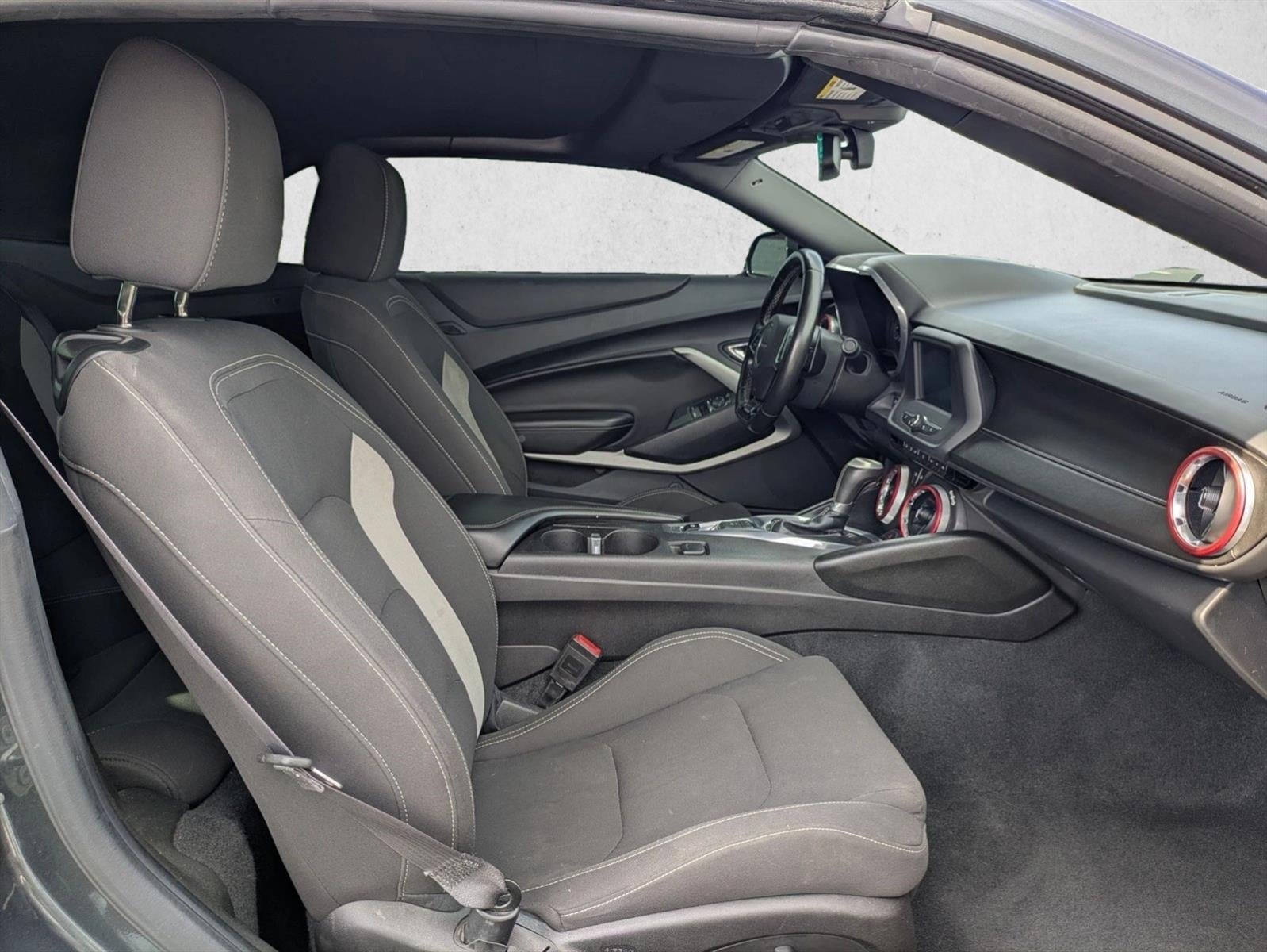 2017 Chevrolet Camaro 2dr Convertible 1LT