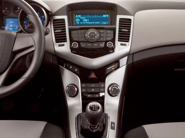 2012 Chevrolet Cruze Sedan LS