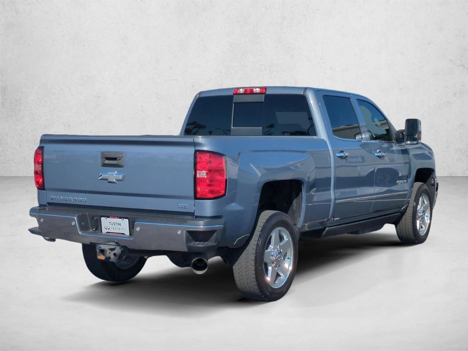 2015 Chevrolet Silverado 2500HD Built After Aug 14 Crew Cab Standard Box 4-Wheel Drive LTZ
