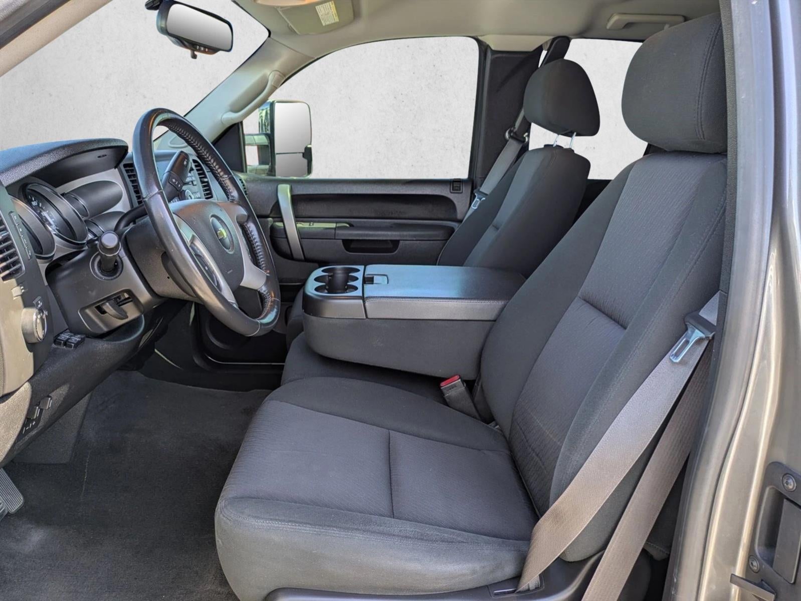 2012 Chevrolet Silverado 2500 HD Extended Cab Standard Box 4-Wheel Drive LT