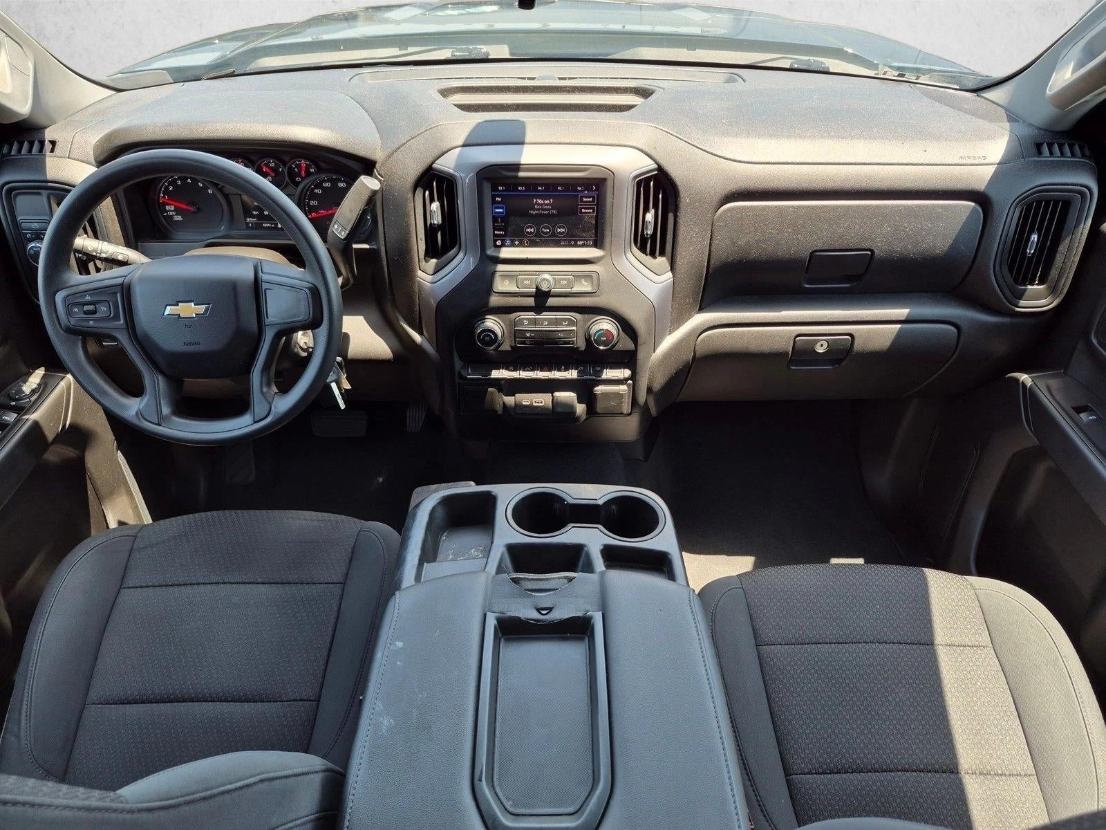 2021 Chevrolet Silverado 1500 Crew Cab Short Box 2-Wheel Drive Custom