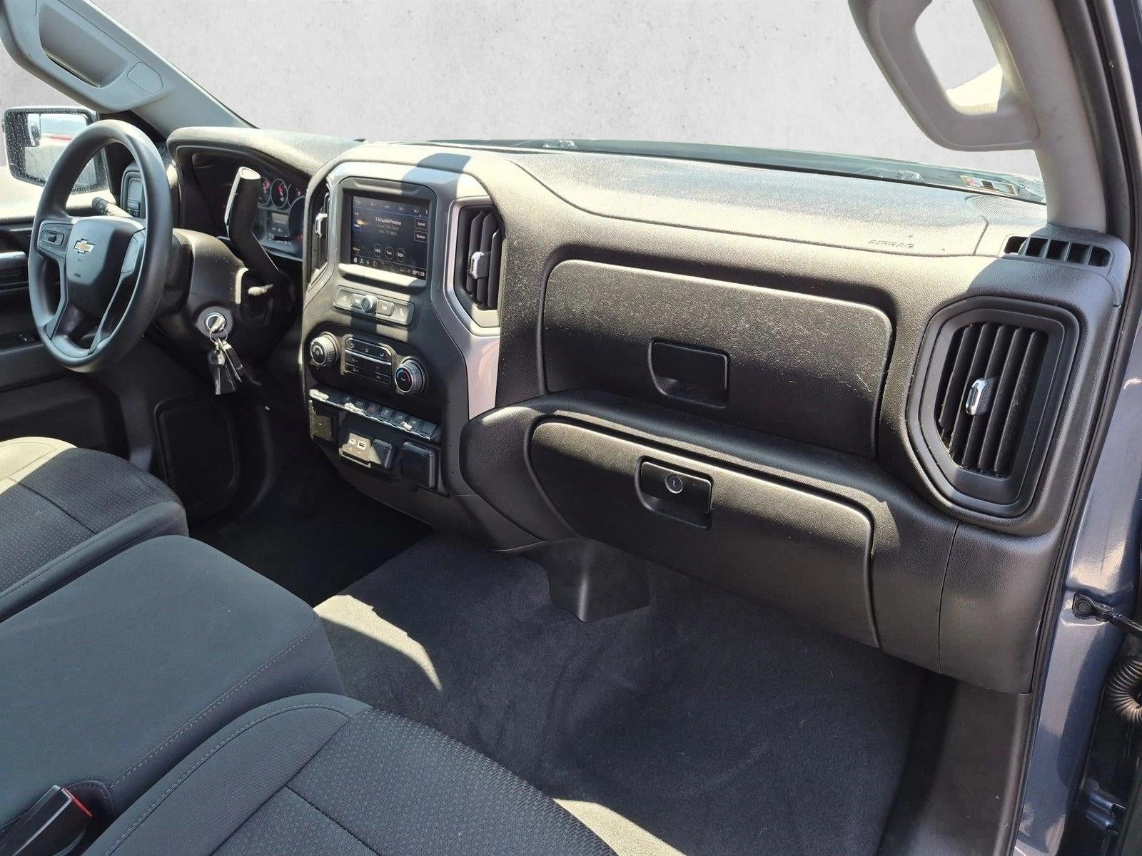 2021 Chevrolet Silverado 1500 Crew Cab Short Box 2-Wheel Drive Custom