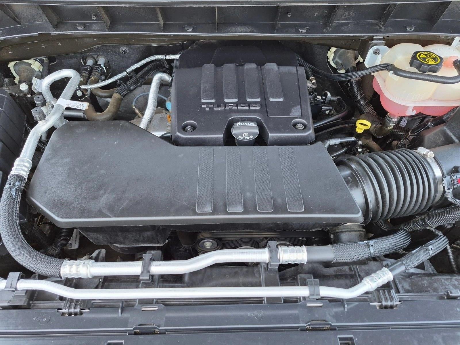 2021 Chevrolet Silverado 1500 Crew Cab Short Box 2-Wheel Drive Custom